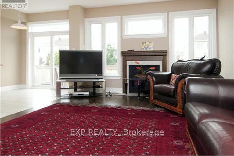 28390179/6793-breanna-cardill-street/greely/ottawa/ontario/K4P0C3_6
