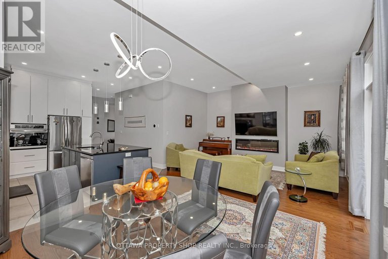 28399504/1355-mory-street/emerald-woodssawmill-creek/ottawa/ontario/K1T1C8_10