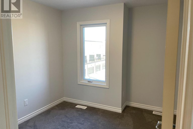 28326842/18-704-kizis-private/cfb-rockcliffe-and-area/ottawa/ontario/K1K5A4_9