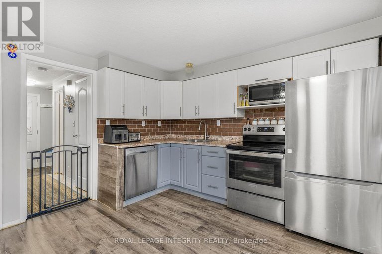 28790578/107-1548-beaverpond-drive/pineview/ottawa/ontario/K1B3R9_12
