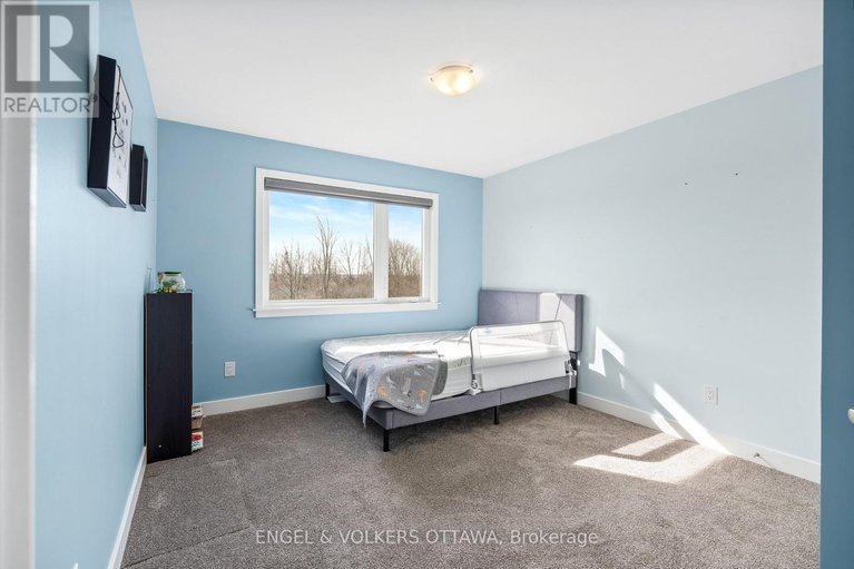 29556815/779-ovation-grove/leitrim/ottawa/ontario/K1T0X6_26