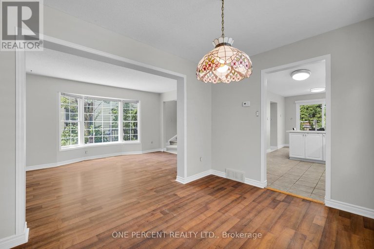 28639527/28-chickasaw-crescent/bridlewood/ottawa/ontario/K2M1M4_7