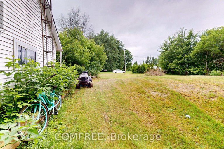 28538690/41-main-street/south-stormont-osnabruck-twp/south-stormont/ontario/K0C1Y0_15