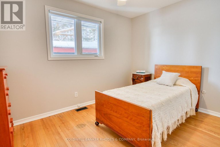 29414464/1858-sharel-drive/urbandale-acres/ottawa/ontario/K1H6W4_19