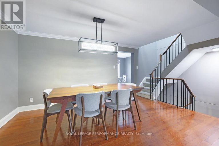 28992584/21-arbordale-crescent/centrepointe/ottawa/ontario/K2G5C7_14