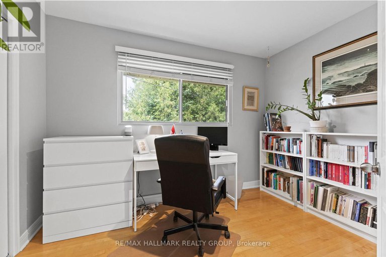 28791936/1215-1217-willowdale-avenue/alta-vista/ottawa/ontario/K1H7S5_15