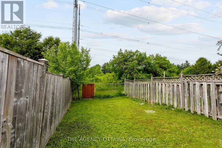 29001152/55-springcreek-crescent/bridlewood/ottawa/ontario/K2M2M2_31