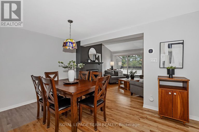 28918766/1095-ambleside-drive/woodroffe/ottawa/ontario/K2B8E2_11