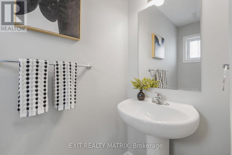 29369418/781-namur-street/embrun/russell/ontario/K0A1W0_5