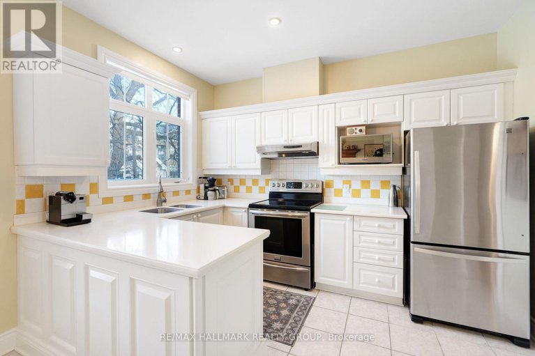 29287336/4-5-harvey-street/ottawa-east/ottawa/ontario/K1S5S5_14