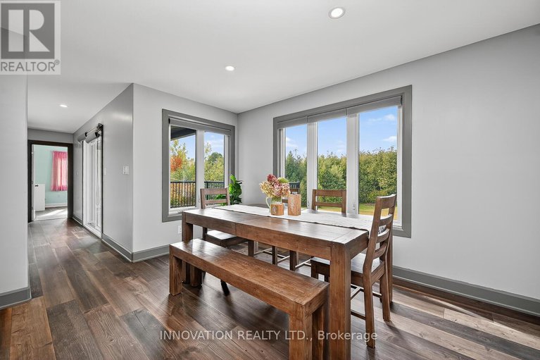 28987666/934-maple-hill-road/north-grenville-twp-kemptville-south/north-grenville/ontario/K0G1T0_11
