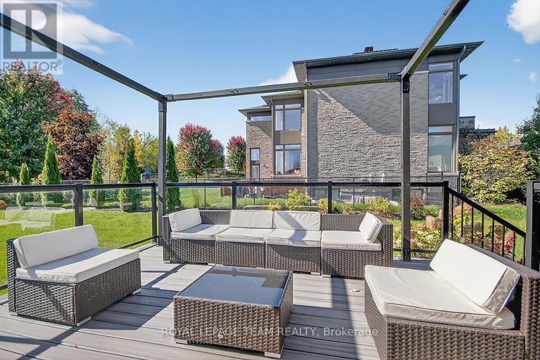 28941277/525-leimerk-court/manotick-village-manotick-estates/ottawa/ontario/K4M0B2_48