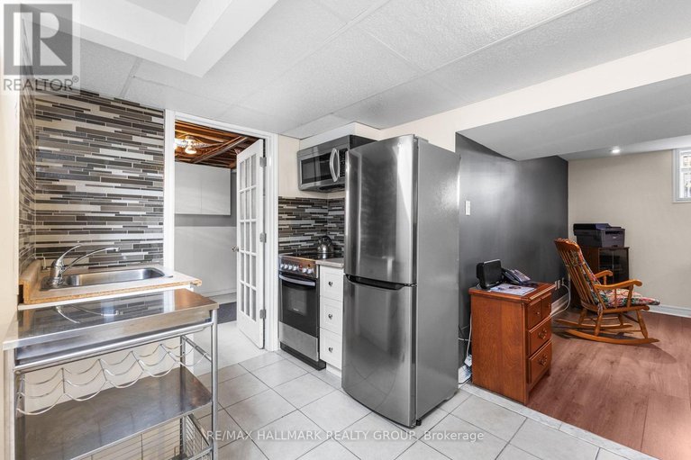 29571261/1902-rosebella-avenue/blossom-parkleitrim/ottawa/ontario/K1T1G7_20