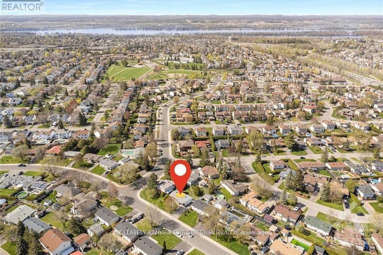 29035711/351-amiens-street/bilberry-creekqueenswood-heights/ottawa/ontario/K1E1P1_30