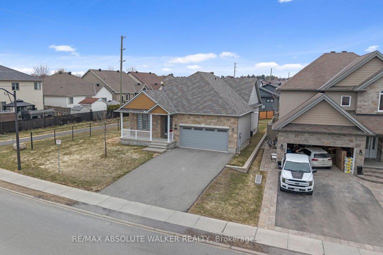 29606716/272-sterling-street/clarencerockland-twp/clarence-rockland/ontario/K4K0H9_35