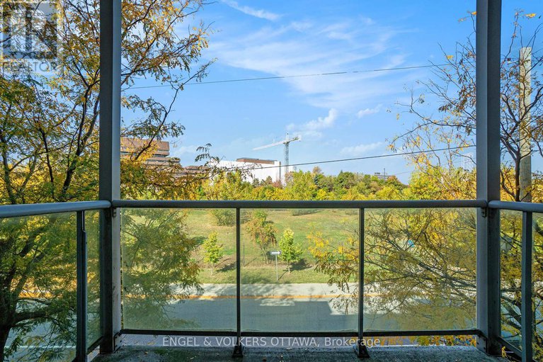 29326816/313-205-bolton-street/lower-townbyward-market/ottawa/ontario/K1N1K7_18