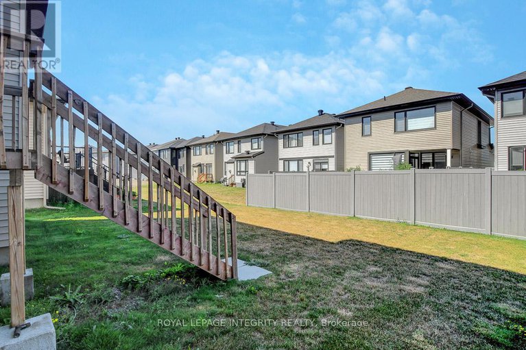 28778492/275-ginebik-way/blossom-parkkemp-parkfindlay-creek/ottawa/ontario/K1X0H5_44
