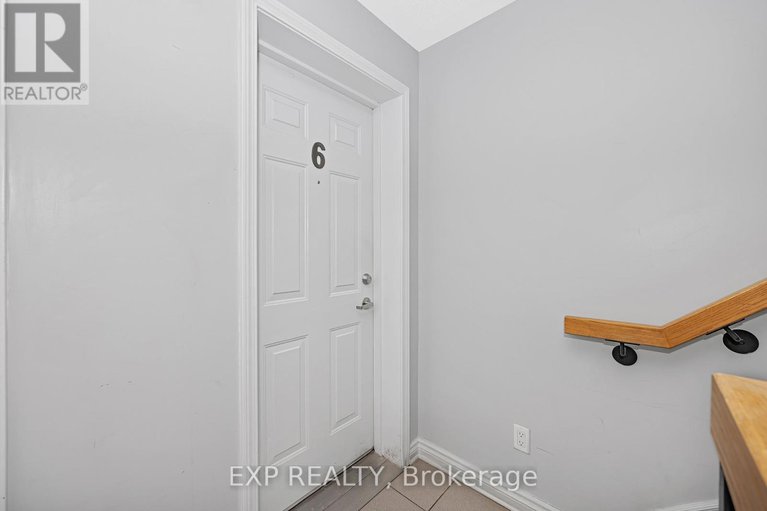 28967485/6-585-stonefield-private/barrhaven-east/ottawa/ontario/K2G4R4_5