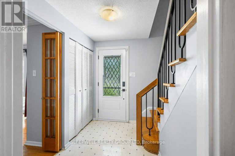 28669425/43-parkglen-drive/meadowlandsst-claire-gardens/ottawa/ontario/K2G3G7_5