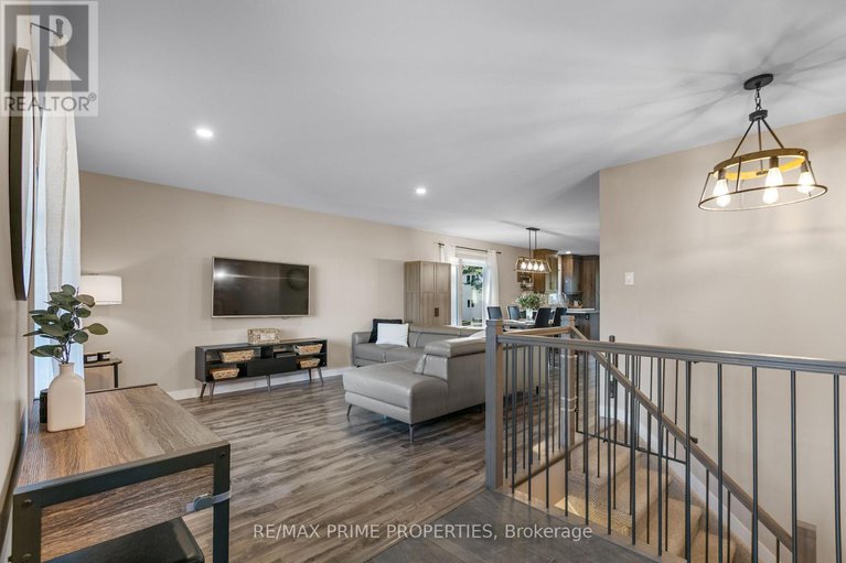 29399730/208-filion-street/embrun/russell/ontario/K0A1W0_5