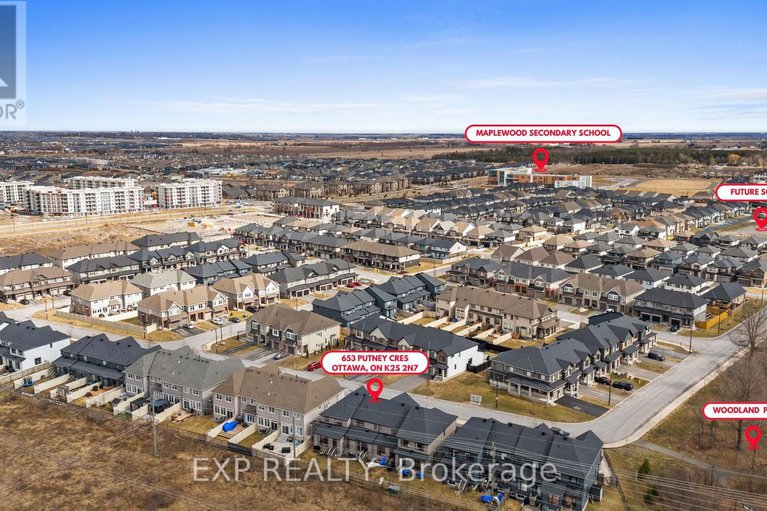 28297698/653-putney-crescent/stittsville-south/ottawa/ontario/K2S2N7_3
