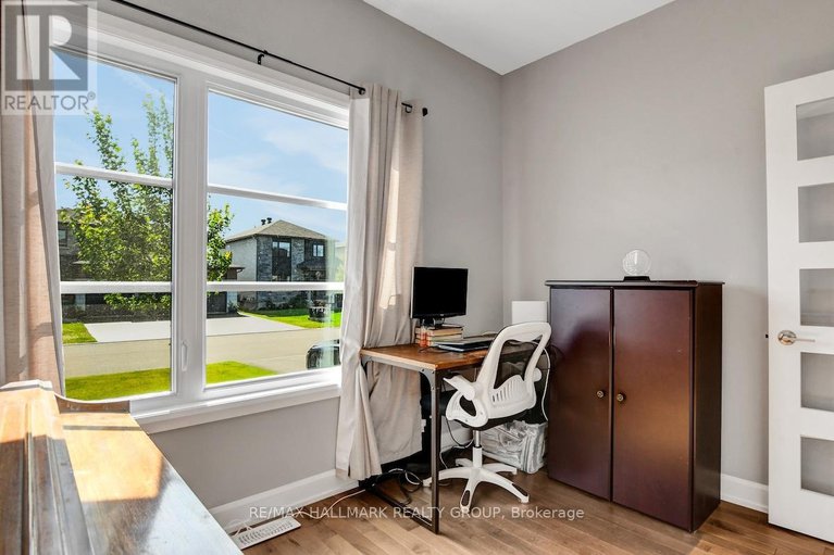 29228847/609-misty-street/village-of-russell/russell/ontario/K4R0G3_7