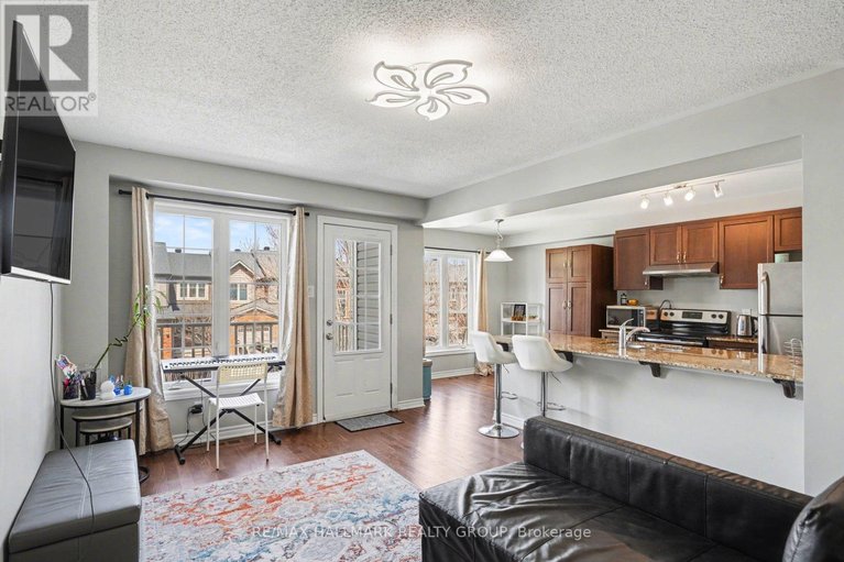 29660379/217-bensinger-way/stittsville-north/ottawa/ontario/K2S0P1_6