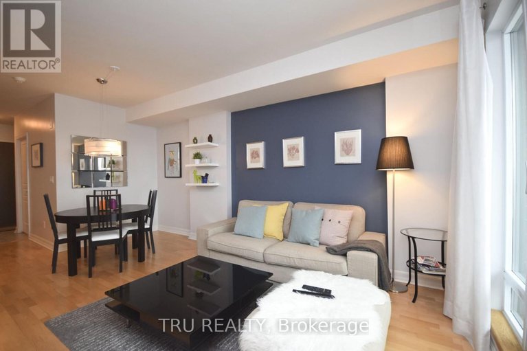 28363716/910-200-besserer-street/sandy-hill/ottawa/ontario/K1N0A7_15