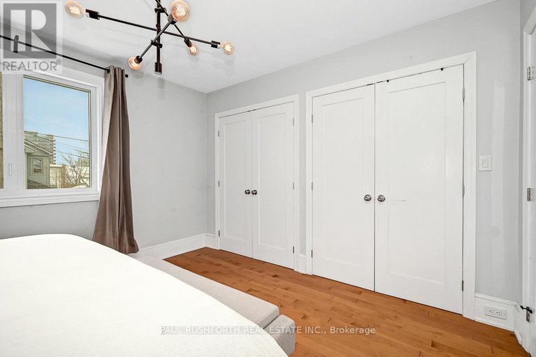 29248998/375-winston-avenue/westboro-west/ottawa/ontario/K2A1Y7_15