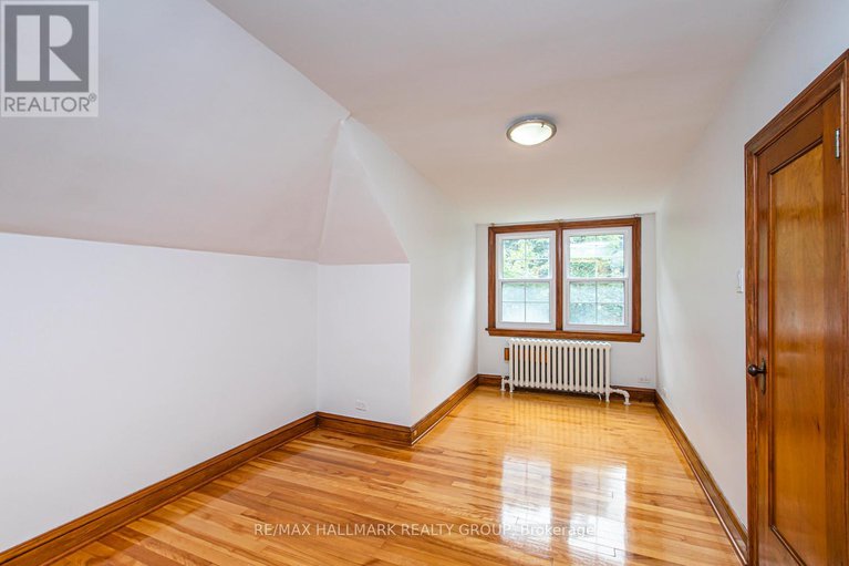 28495386/150-ruskin-street/civic-hospital/ottawa/ontario/K1Y4C1_22