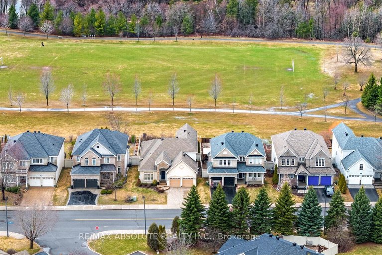 29610976/72-riverstone-drive/stonebridge/ottawa/ontario/K2J5E6_1