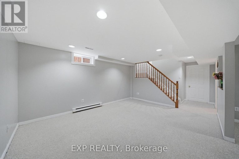 29481548/180-equestrian-drive/bridlewood/ottawa/ontario/K2M2B9_30