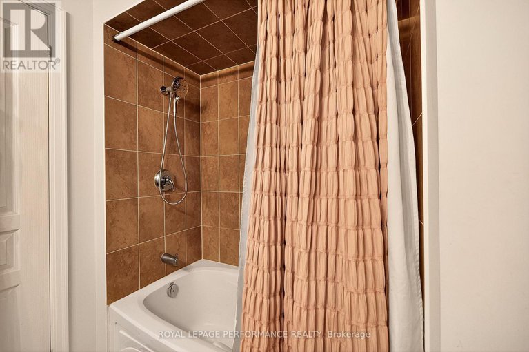 28676641/103-200-besserer-street/sandy-hill/ottawa/ontario/K1N0A7_15