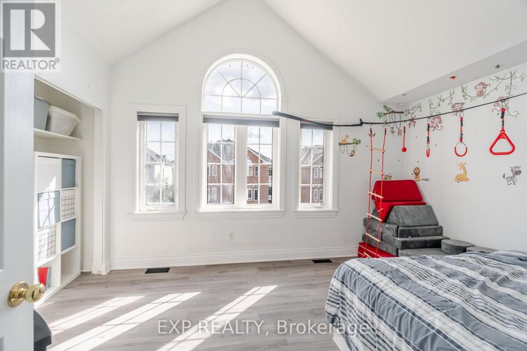 28562164/97-castle-glen-crescent/glencairnhazeldean/ottawa/ontario/K2L4G9_45