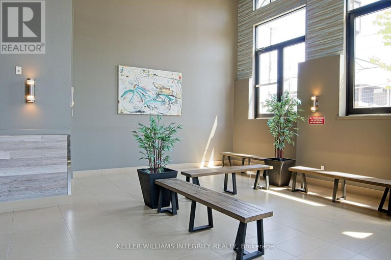 28312061/320-429-kent-street/ottawa-centre/ottawa/ontario/K2P1B5_2