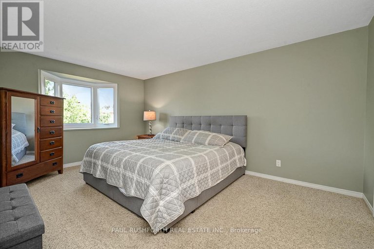 28843560/1793-hunters-run-drive/chapel-hill/ottawa/ontario/K1C6X3_18