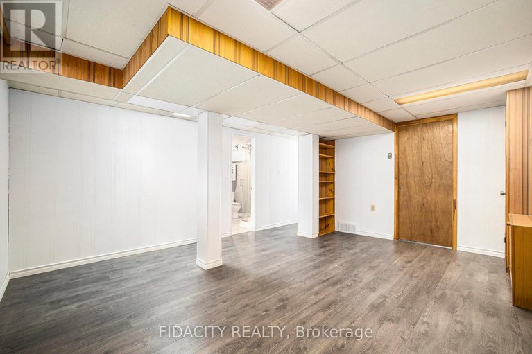 29050100/42-stinson-avenue/lynwood-village/ottawa/ontario/K2H6N4_23