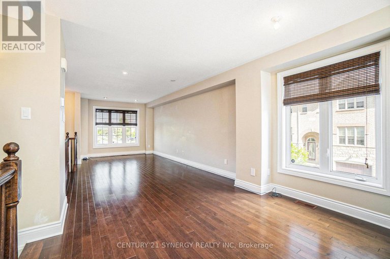 28639887/155-scout-street/central-park/ottawa/ontario/K2C4E2_3
