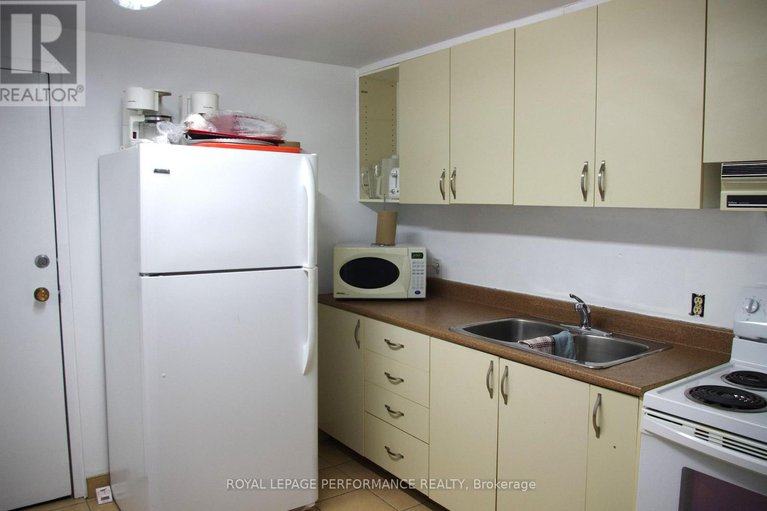 29371242/309-665-bathgate-drive/carson-meadows/ottawa/ontario/K1K3Y4_31