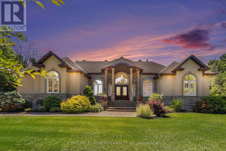 28593734/2365-stoney-lane/cumberland-ridge/ottawa/ontario/K4C1B9_1
