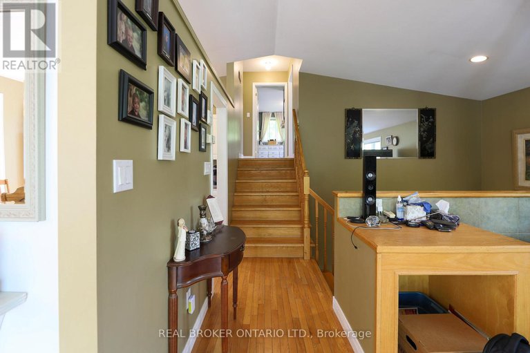 29057579/988-county-44-road/north-grenville-twp-kemptville-south/north-grenville/ontario/K0G1T0_9