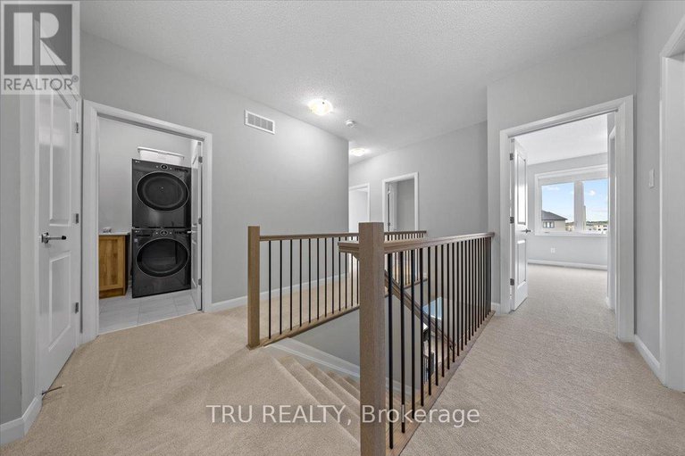 28658323/618-galarneau-way/morgans-grantsouth-march/ottawa/ontario/K2W0M1_20