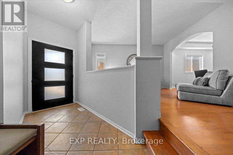 28638637/60-golders-green-lane/longfields/ottawa/ontario/K2J5G2_3