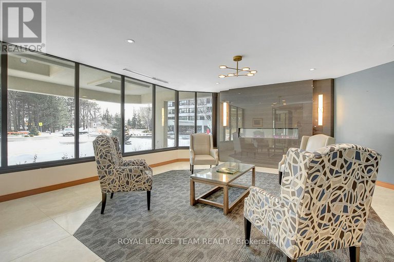 28414487/303-1500-riverside-drive/riverview-park/ottawa/ontario/K1G4J4_3