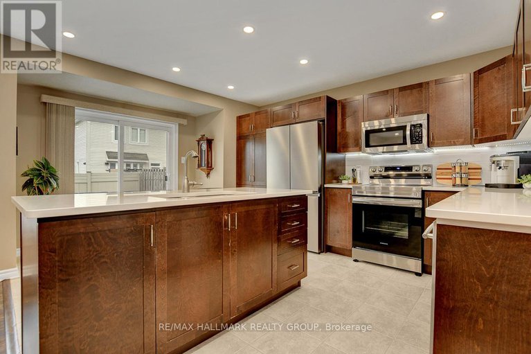 28365080/3597-cambrian-road/half-moon-bay/ottawa/ontario/K2J0S4_8