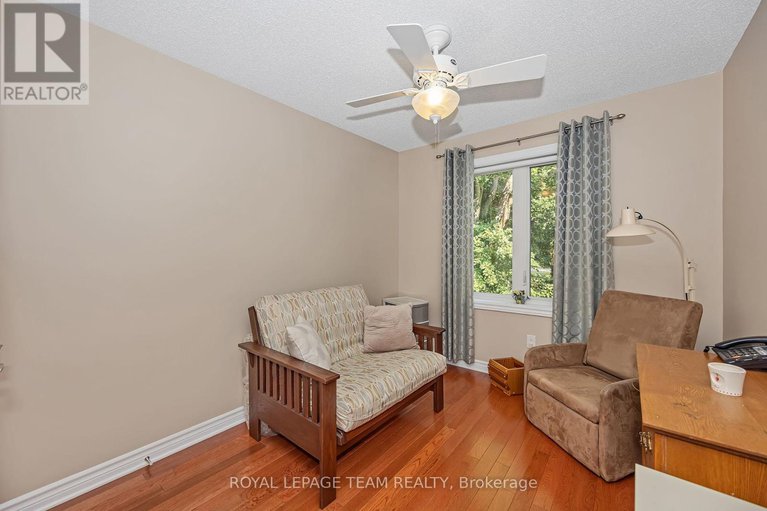 28708975/202-2-warner-street/village-of-russell/russell/ontario/K4R0B4_23