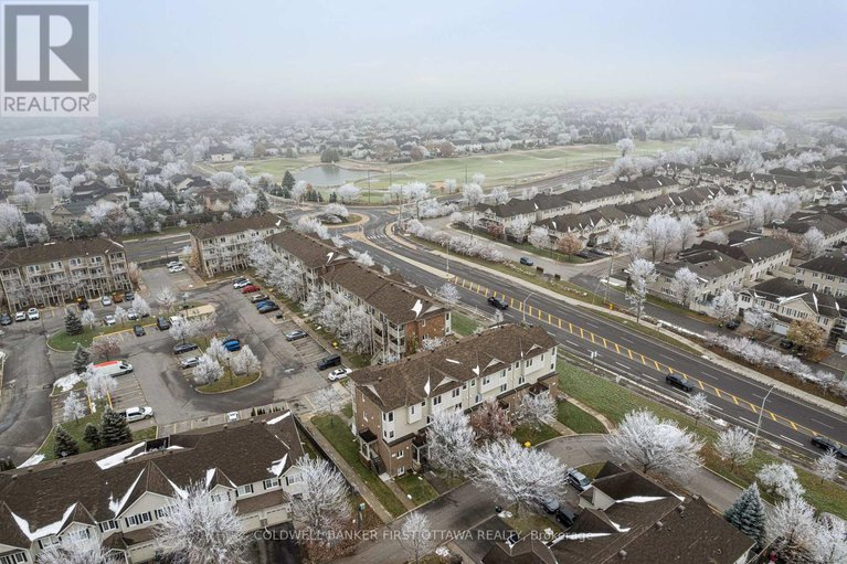 29159783/150-urbancrest-private/stonebridge/ottawa/ontario/T1P1L9_6