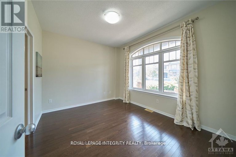 28893627/132-palfrey-way/emerald-meadowstrailwest/ottawa/ontario/K2V0A6_15