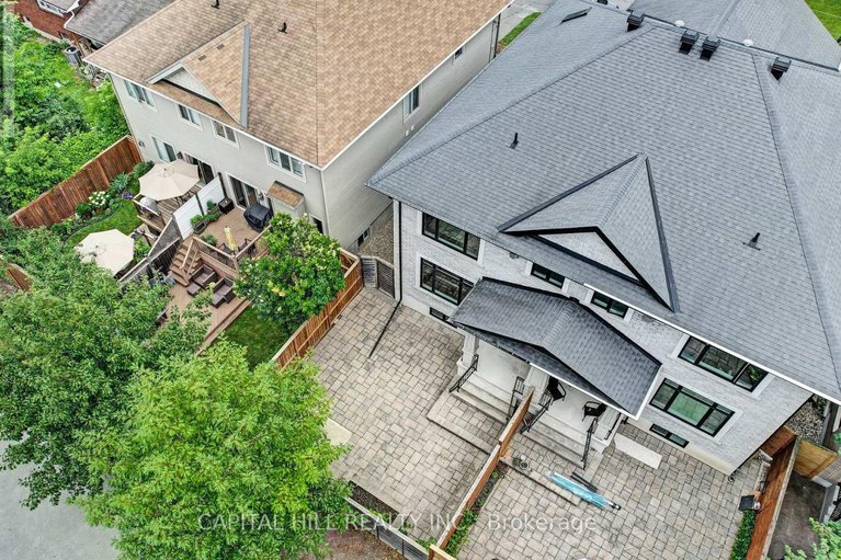 28598588/71-eleanor-drive/city-viewskylinefisher-heightsparkwood-hills/ottawa/ontario/K2E6A1_48