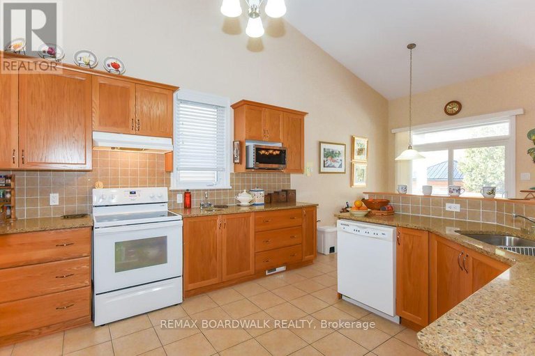 29665089/1861-mickelberry-crescent/notting-hillsummerside/ottawa/ontario/K4A0P2_12